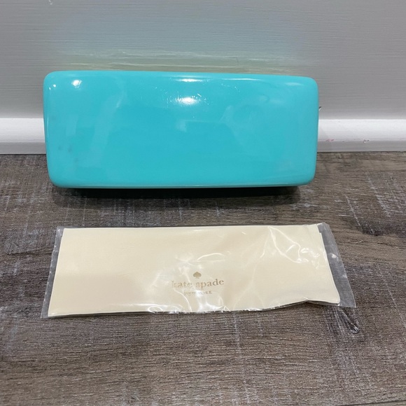 Kate Spade Sunglasses Case - Picture 2 of 3